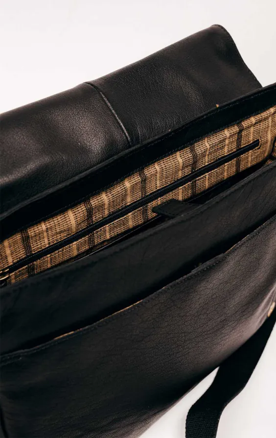 Svart läder stor messenger bag - photo 5