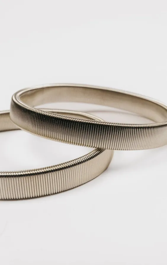 Silverfärgad Armband för skjorta - photo 1
