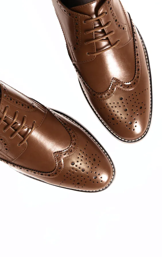 Tan Derby brogue skor - photo 1