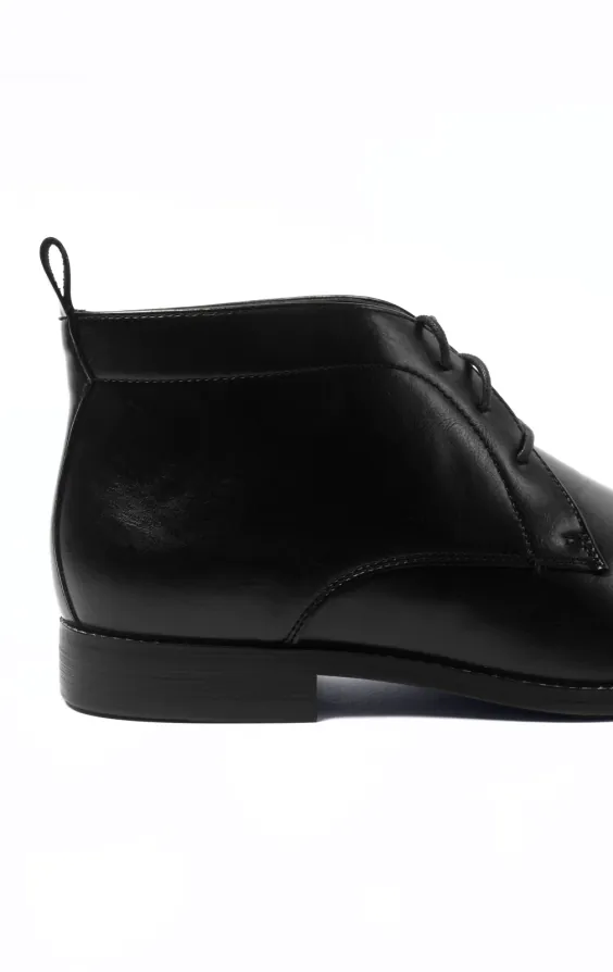 Svarta snörade Chukka boots - photo 4