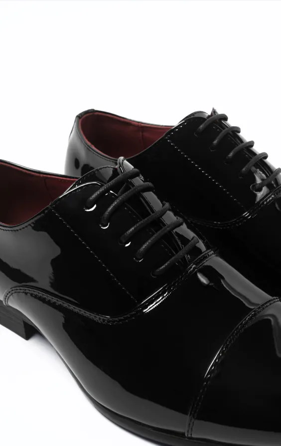 Svart enkla Oxford toe cap lackskor - photo 3