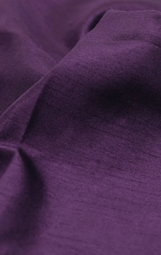 Mörk lila bröstnäsduk i polyester dupion - photo 2