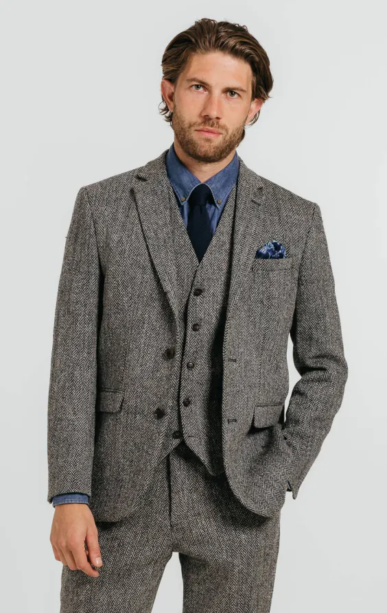 Harris Tweed grå fiskbensmönstad kostym