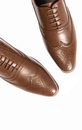 Tan Oxford brogue skor