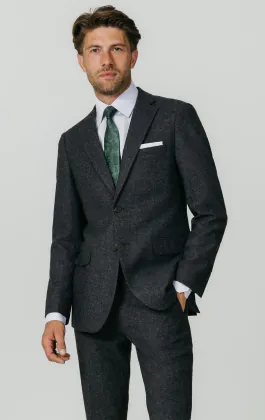 Grå ‘Donegal’ tweed kostym